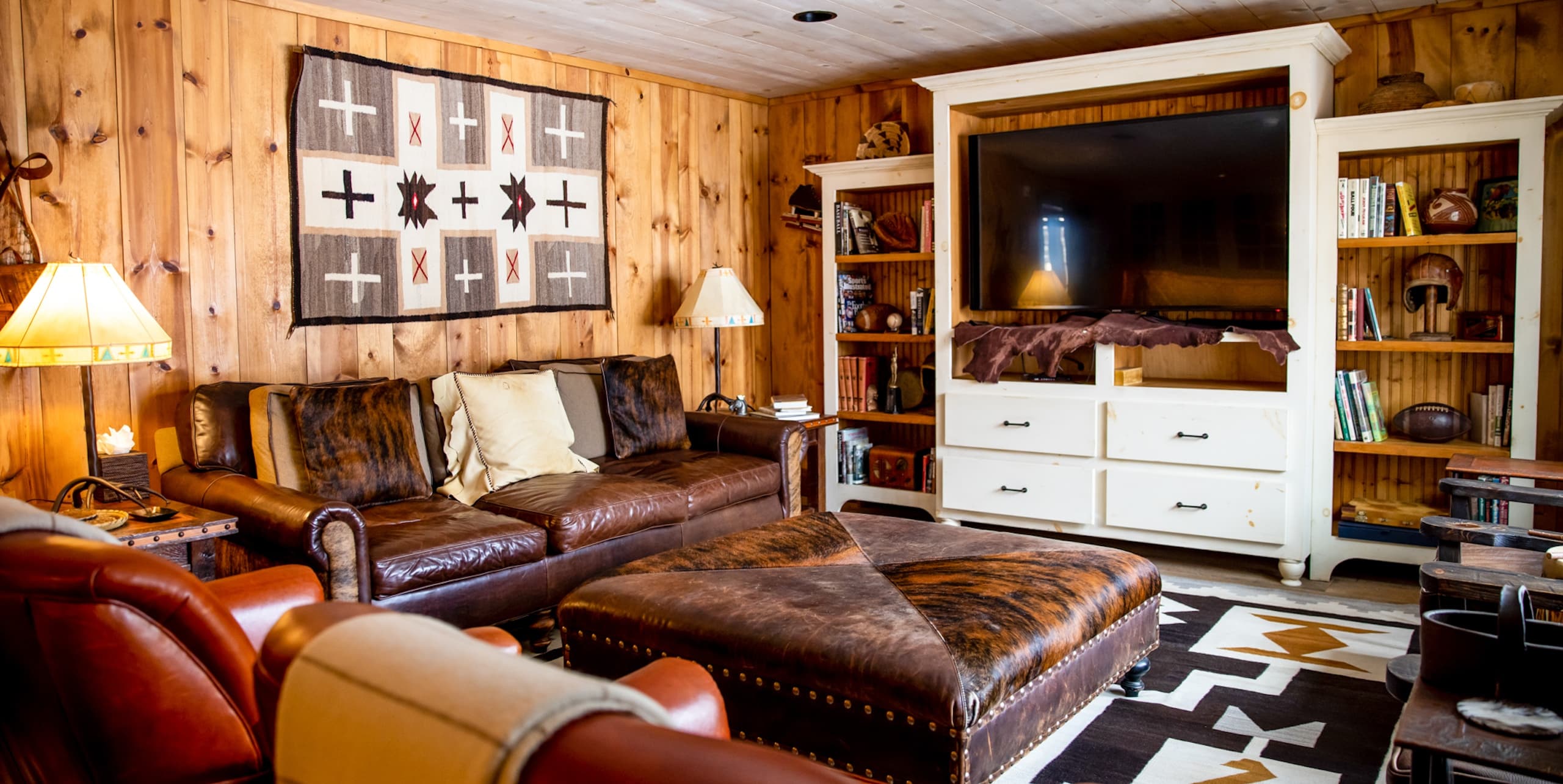 Legends Lounge